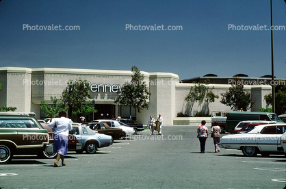 JC Penny at Foothill Shopping Center, Cars, mall, suburbia, suburban, buildings, 11 May 1984