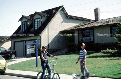 House, Single Family Dwelling Unit, Home, garage, lawn, garden, 14 May 1984