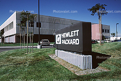 Hewlett Packard, office building, lawn, sign, signage, 5 September 1986