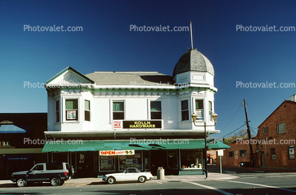 Downtown, Kolln Harware Store, landmark building, Dome, 18 November 1985