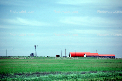 Red Barn, May 1990