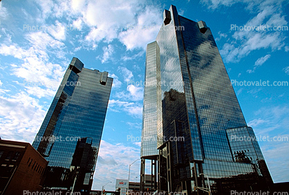 DR Horton Tower, Wells Fargo Tower, Sundance Square, Glass Skyscraper, Twin Glass Towers, Fort Worth, 22 March 1993