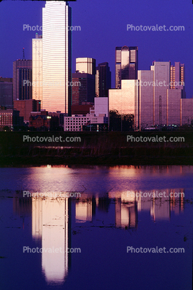 Trinity River, Twilight, Dusk, Dallas Skyline, buildings, reflection, 23 March 1993