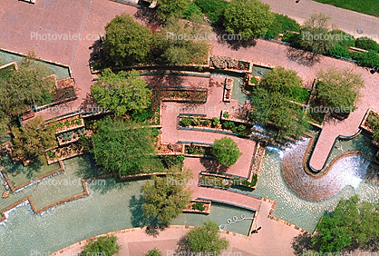 Zig Zag Water Fountain, aquatics, arc, path, walkway, garden, San Antonio, 25 March 1993