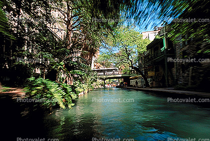 River, stream, buildings, trees, Paseo del Rio, the Riverwalk, San Antonio, 25 March 1993