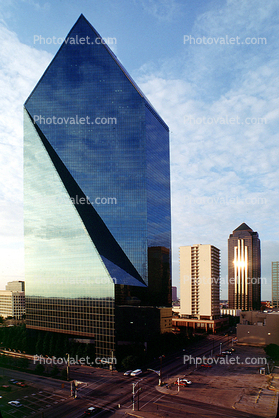 Fountain Place, Downtown building, Office, glass skyscraper, 21 May 1995