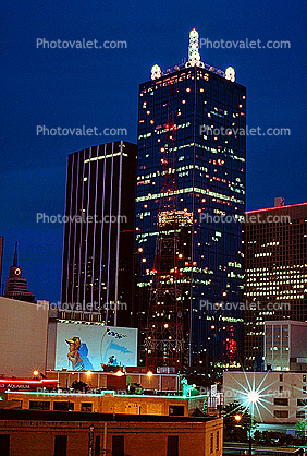 Renaissance Tower, Twilight, 21 May 1995