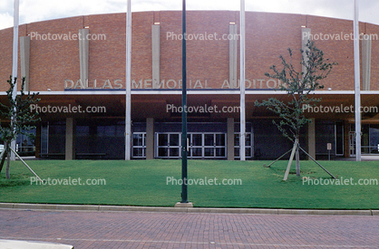 Dallas Memorial Auditorium, Dallas Convention Center Arena, round building, 1960s