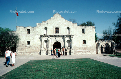 People. tourists, The Alamo, San Antonio