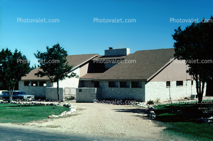 House, building, driveway, trees, car, Hendricks Home, San Marcos