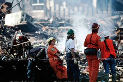 Burned out Homes, Marina Fire, Rescuers, Marina district, Loma Prieta Earthquake, (1989), 1980s