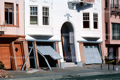 Garage Disarray, Marina district, Loma Prieta Earthquake (1989), 1980s