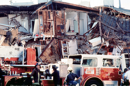 Fillmore Street, Marina district, Loma Prieta Earthquake (1989), 1980s, Fire Truck