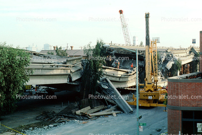 Pancake Collapse, Grove Telescoping Crane, Cypress Freeway, Loma Prieta Earthquake (1989), 1980s