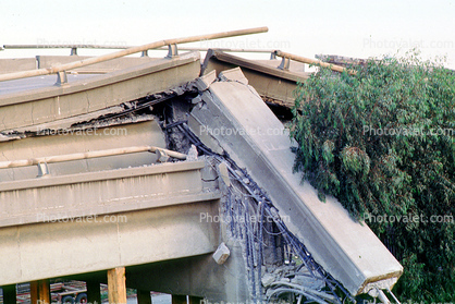 Pancake Collapse, Cypress Freeway, Loma Prieta Earthquake (1989), 1980s