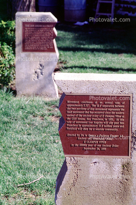 San Andreass Fault Slip Movement Monument, Parkfield