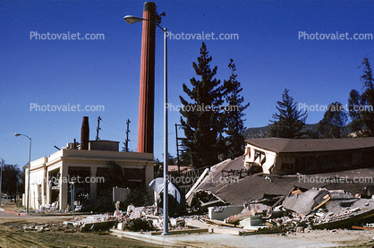 Destroyed buildings, 1971 San Fernando Valley Earthquake