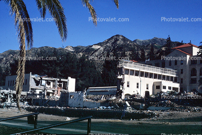 San Fernando Veterans Administration Hospital campus, building collapse, 1971 San Fernando Valley Earthquake