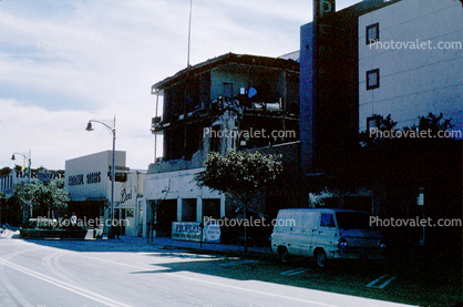 Van, buildings, 1971 San Fernando Valley Earthquake