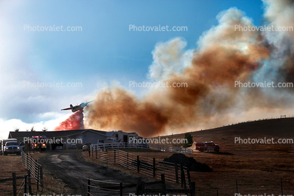 Home, Ranch House, building, fence, Air Attack, Fire Retardant Drop, Sonoma County