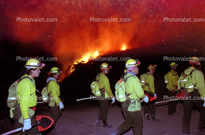 Firemen, Malibu Fire, California, grass fire, wildfire, Wild land Fire