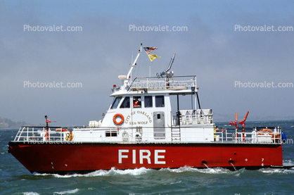 Fireboat, redhull, redboat