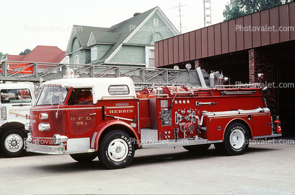 Fire Engine, Herrin Fire Department, Uniroyal Tires, American LaFrance, Missouri