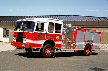 2013 KME Perdator 4x4, United States Air Force E-6711 Fire Truck, Pumper