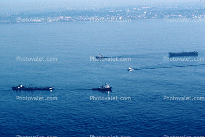 American Trader incident, Huntington Beach, California, February 1990