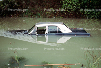 Car Flooding in Guerneville, Orchard Road, 14 January 1995