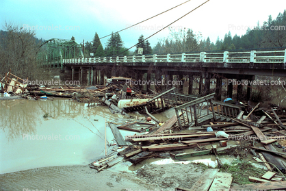Detritus at abridge, Highway 116, 15 January 1995