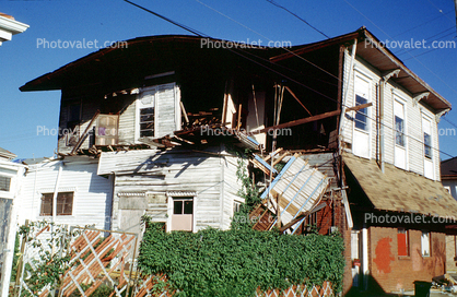 Home, house, building, Hurricane Katrina aftermath, New Orleans, 2005