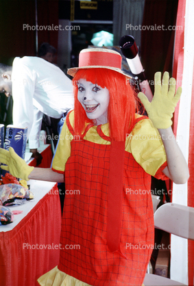 Raggedy Ann, gloves, hat, clown, funny woman, redhead, red hair