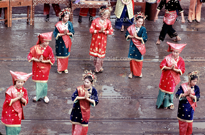 Dancers, Padang, Indonesia