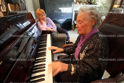 Woman playing the Piano, keys, keyboard