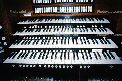 Pipe Organ, Lute Stops, keyboard