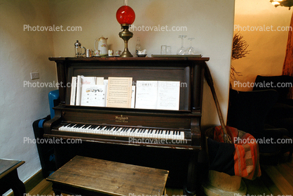 Upright Piano, keys, keyboard