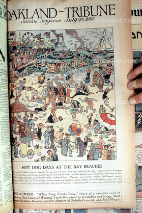 Hot Dog Days at the Bay Beaches, 1925, Roaring 20's