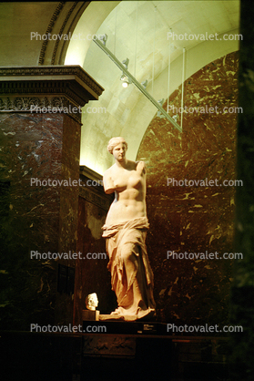 Statue of Venus, female, armless, robes