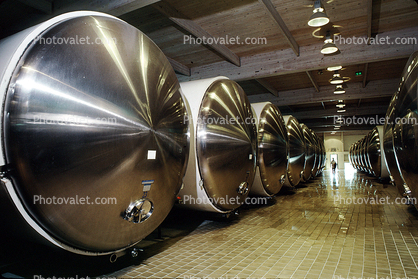 Fermentation Tanks, Aluminum Aging barrels, Metal, Aluminum Barrels, Fermenting