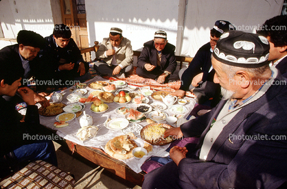 Men, eating, food, sitting, Samarkand
