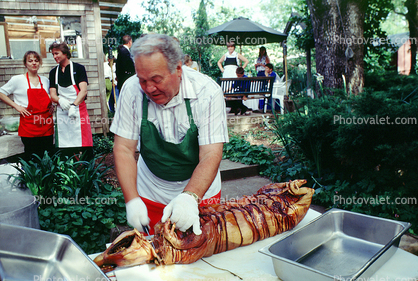 Chopping Head, Decapitating, Pig Head, Carving, Chef, Decapitated, Knife, Meat, White Meat, Tray, Tablecloth, Roasted Pig, Roast