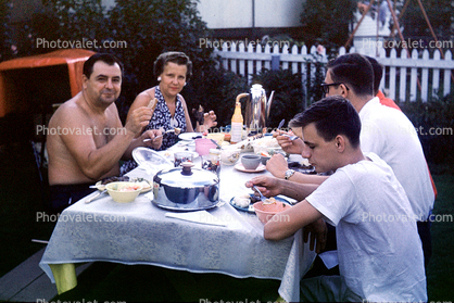 Backyard, table setting, dinner, woman, feast, 1960s