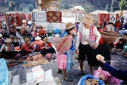 Open Air Market, Ollantyambo, Ullantaytampu, Peru