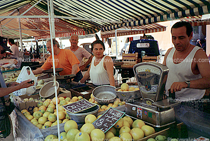 Scales, Woman, Man, Grapefruit, Open Air Market, Nice, France