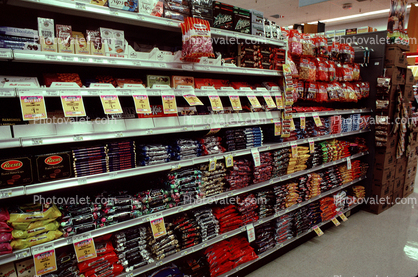 candy, sweets, Grocery Aisle, Supermarket, Supermarket Aisles