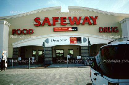 Safeway, 16th Street and Potrero
