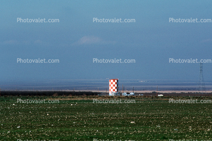 east of, Taft, Central Valley, California, Fields