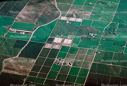 Midwestern USA, patchwork, checkerboard patterns, farmfields