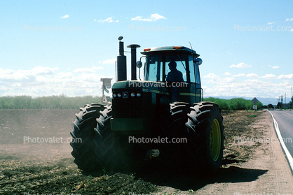Tractor, Plow, Plowing, tilling, Atwater, Central California, dirt, soil
